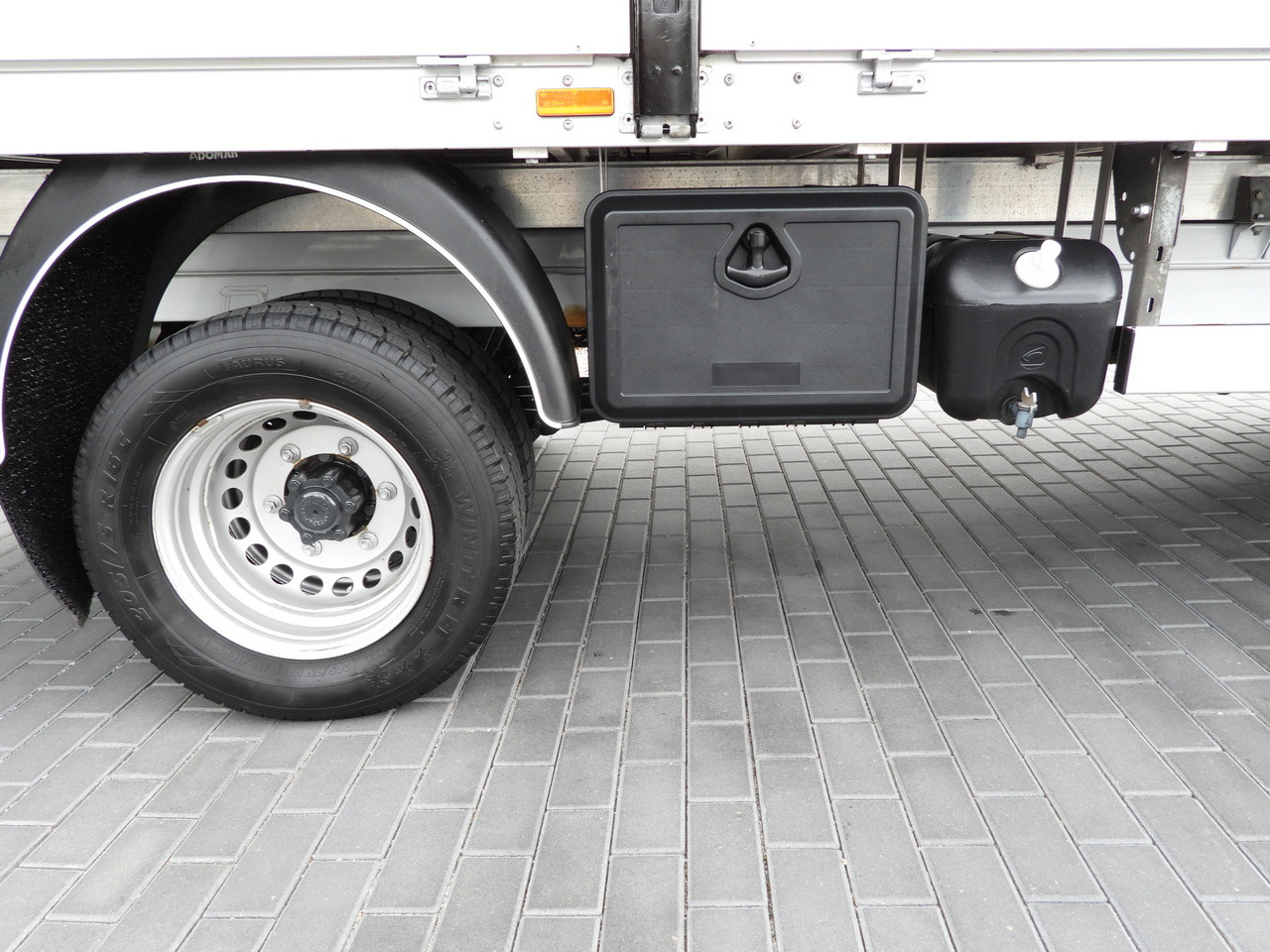 شاحنة ستارة جانبية MERCEDES SPRINTER 519 TARPAULIN 8 PALLETS WEBASTO CRUISE CONTROL TWIN WHEELS AIR CONDITIONING 190HP: صورة 23 شاحنة ستارة جانبية MERCEDES SPRINTER 519 TARPAULIN 8 PALLETS WEBASTO CRUISE CONTROL TWIN WHEELS AIR CONDITIONING 190HP: صورة 23