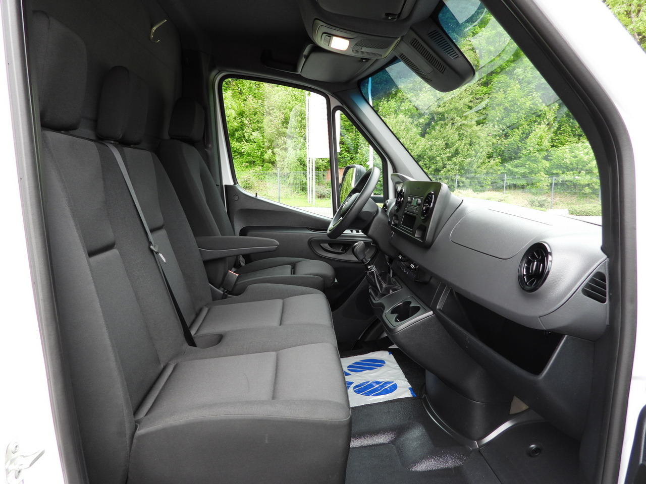 شاحنة ستارة جانبية MERCEDES SPRINTER 519 TARPAULIN 8 PALLETS WEBASTO CRUISE CONTROL TWIN WHEELS AIR CONDITIONING 190HP: صورة 42 شاحنة ستارة جانبية MERCEDES SPRINTER 519 TARPAULIN 8 PALLETS WEBASTO CRUISE CONTROL TWIN WHEELS AIR CONDITIONING 190HP: صورة 42