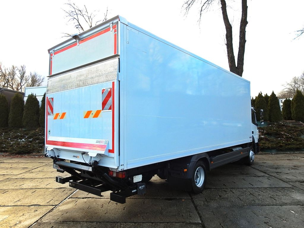Mercedes-Benz ATEGO 12.24 KOFFER 18 PALETTEN AUFZUG - شاحنة مقفلة: صورة 3 Mercedes-Benz ATEGO 12.24 KOFFER 18 PALETTEN AUFZUG - شاحنة مقفلة: صورة 3