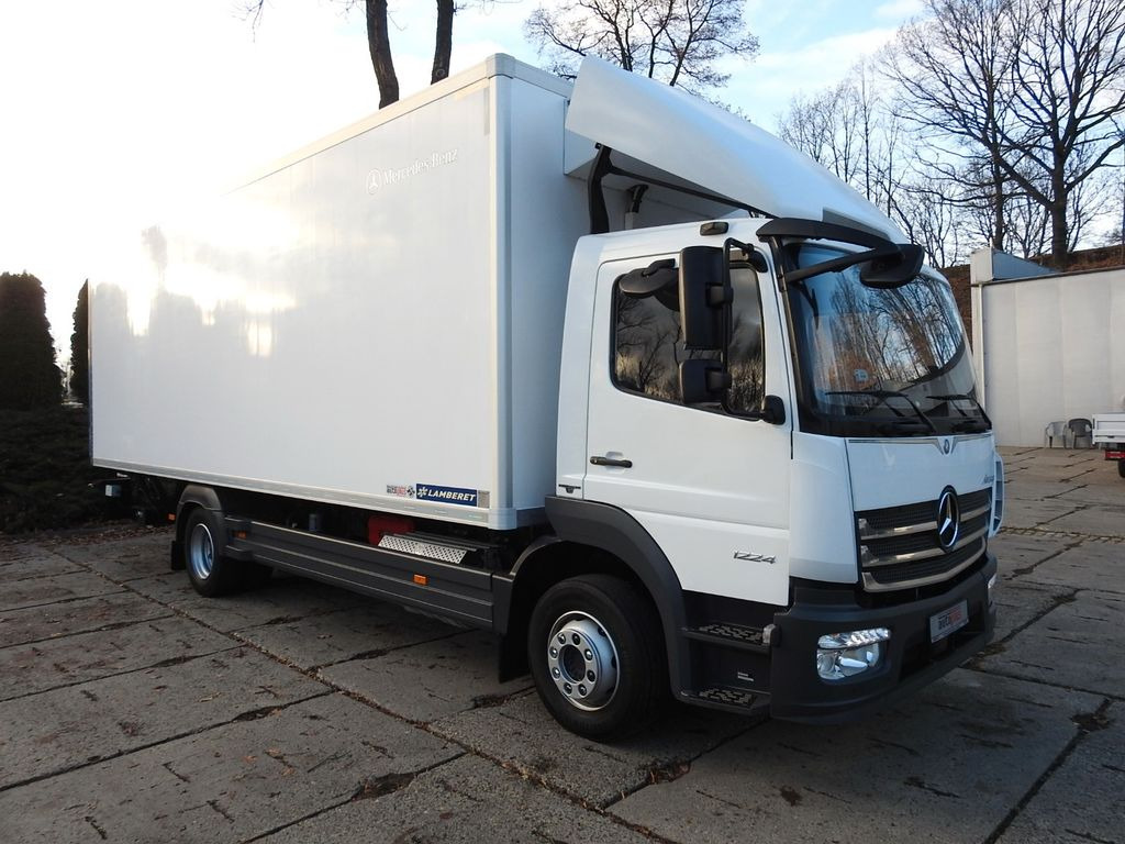 Mercedes-Benz ATEGO 12.24 KUHLKOFFER -10*C 16 PALETTEN AUFZUG - شاحنة الفريزر: صورة 4 Mercedes-Benz ATEGO 12.24 KUHLKOFFER -10*C 16 PALETTEN AUFZUG - شاحنة الفريزر: صورة 4