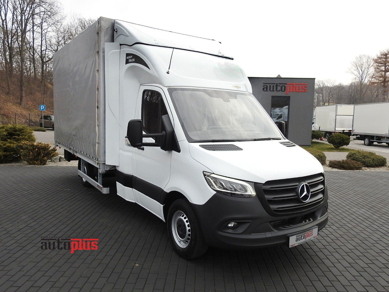 Mercedes-Benz SPRINTER 316 PRITSCHE PLANE 10 PALETTEN WEBASTO - شاحنة ستارة جانبية, الشاحنات الصغيرة كابينة مزدوجة: صورة 1 Mercedes-Benz SPRINTER 316 PRITSCHE PLANE 10 PALETTEN WEBASTO - شاحنة ستارة جانبية, الشاحنات الصغيرة كابينة مزدوجة: صورة 1