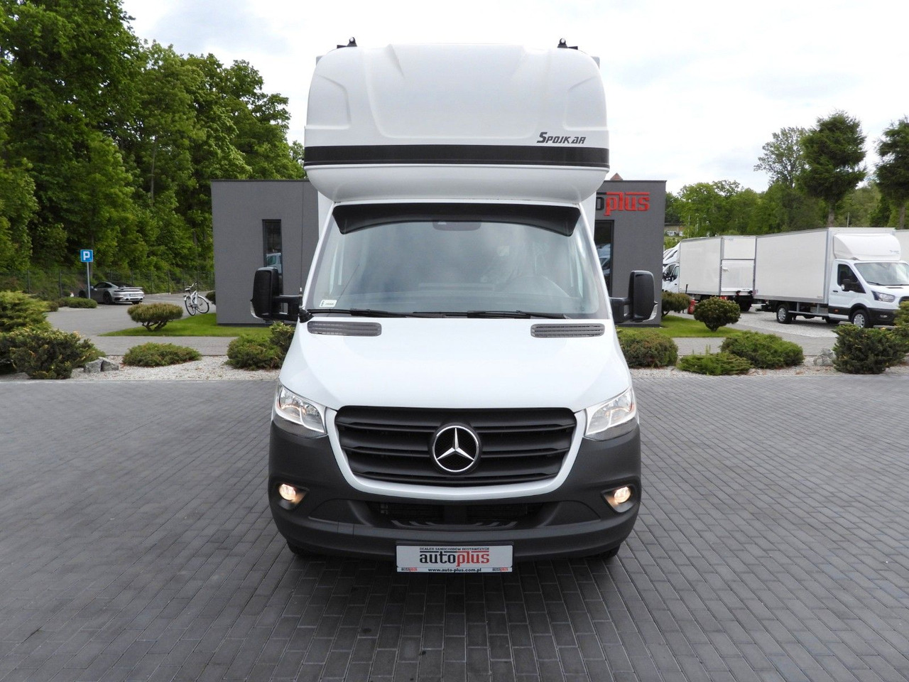 Mercedes-Benz SPRINTER 519 PRITSCHE PLANE 8 PALETTEN WEBASTO - شاحنة ستارة جانبية: صورة 5 Mercedes-Benz SPRINTER 519 PRITSCHE PLANE 8 PALETTEN WEBASTO - شاحنة ستارة جانبية: صورة 5