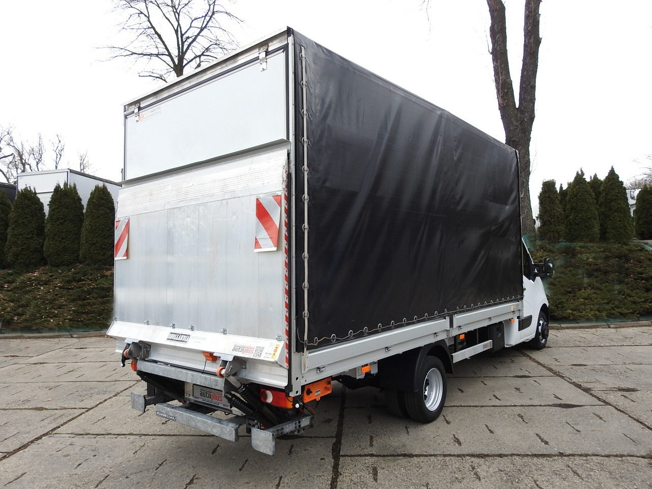 OPEL MOVANO TARPAULIN LIFT 10 PALLETS CRUISE CONTROL AIR CONDITIONING LED LIGHTS PNEUMATICS TWIN WHEELS 165HP - شاحنة ستارة جانبية: صورة 3 OPEL MOVANO TARPAULIN LIFT 10 PALLETS CRUISE CONTROL AIR CONDITIONING LED LIGHTS PNEUMATICS TWIN WHEELS 165HP - شاحنة ستارة جانبية: صورة 3