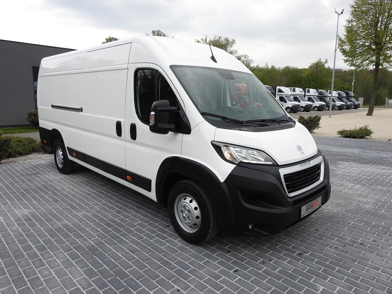 PEUGEOT BOXER REFRIGERATOR VAN 0*C CRUISE CONTROL NAVIGATION AIR CONDITIONING 135HP - شاحنة مُبرّدة للتوصيل: صورة 4 PEUGEOT BOXER REFRIGERATOR VAN 0*C CRUISE CONTROL NAVIGATION AIR CONDITIONING 135HP - شاحنة مُبرّدة للتوصيل: صورة 4