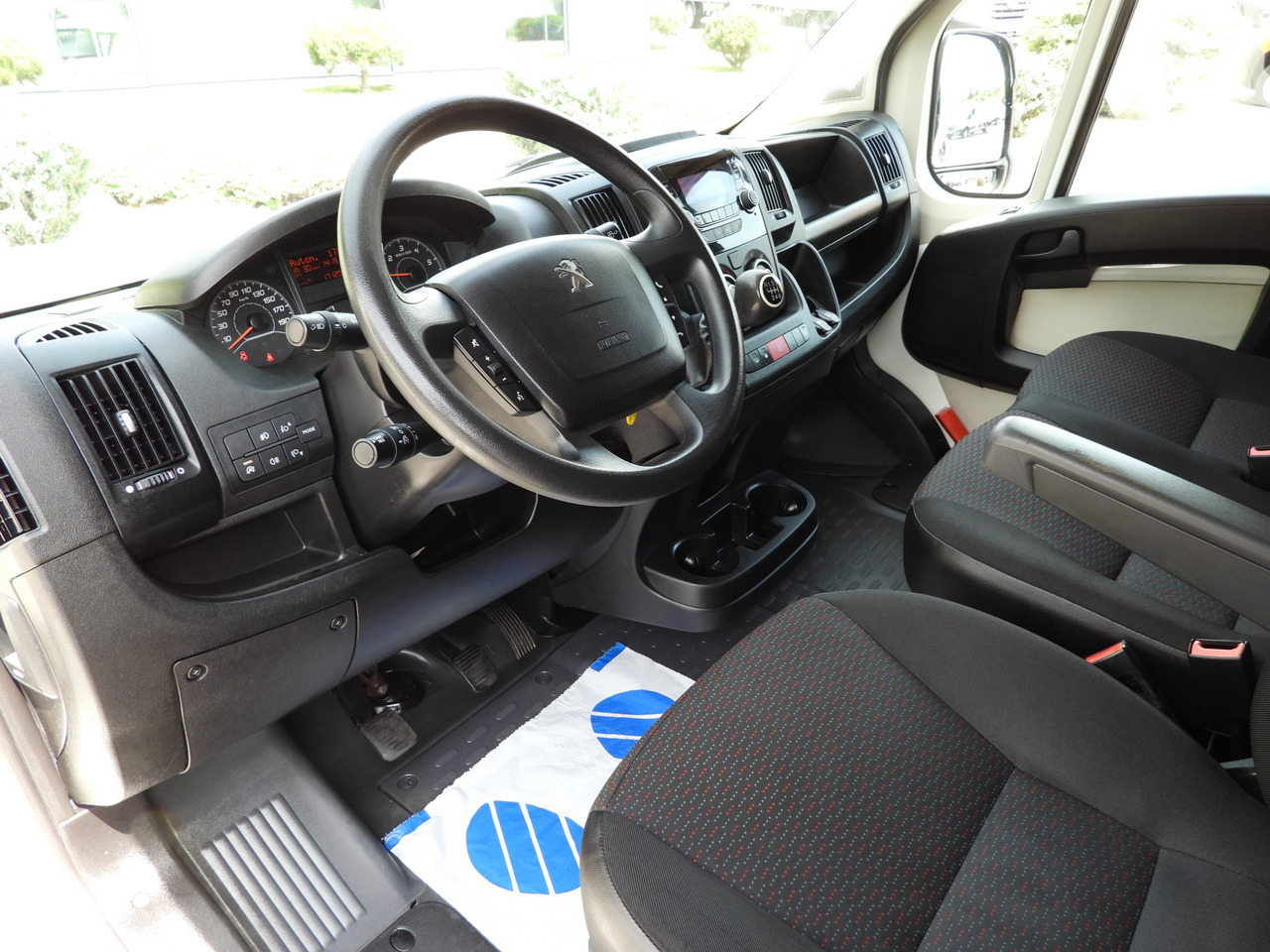 PEUGEOT BOXER REFRIGERATOR VAN -10*C CRUISE CONTROL AIR CONDITIONING 130HP - شاحنة مُبرّدة للتوصيل: صورة 2 PEUGEOT BOXER REFRIGERATOR VAN -10*C CRUISE CONTROL AIR CONDITIONING 130HP - شاحنة مُبرّدة للتوصيل: صورة 2