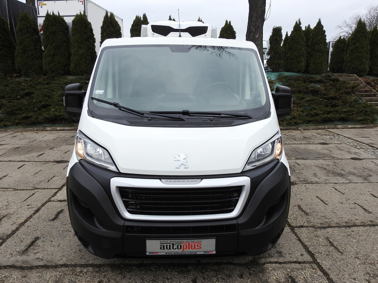شاحنة مُبرّدة للتوصيل PEUGEOT BOXER REFRIGERATOR VAN -5*C TWO COMPARTMENTS CRUISE CONTROL AIR CONDITIONING  120HP: صورة 5