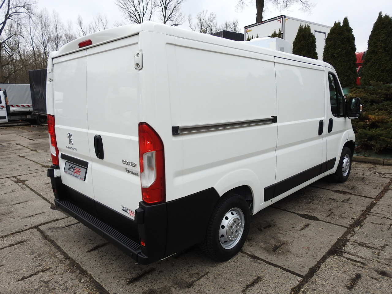 شاحنة مُبرّدة للتوصيل PEUGEOT BOXER REFRIGERATOR VAN -5*C TWO COMPARTMENTS CRUISE CONTROL AIR CONDITIONING  120HP: صورة 15