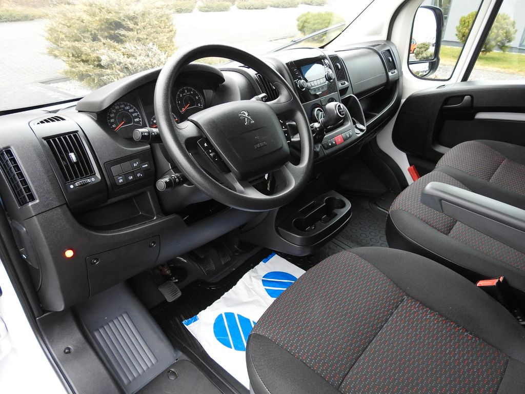 Peugeot BOXER KOFFER AUFZUG 8 PALETTEN TEMPOMAT A/C - شاحنة مغلقة الصندوق: صورة 2 Peugeot BOXER KOFFER AUFZUG 8 PALETTEN TEMPOMAT A/C - شاحنة مغلقة الصندوق: صورة 2