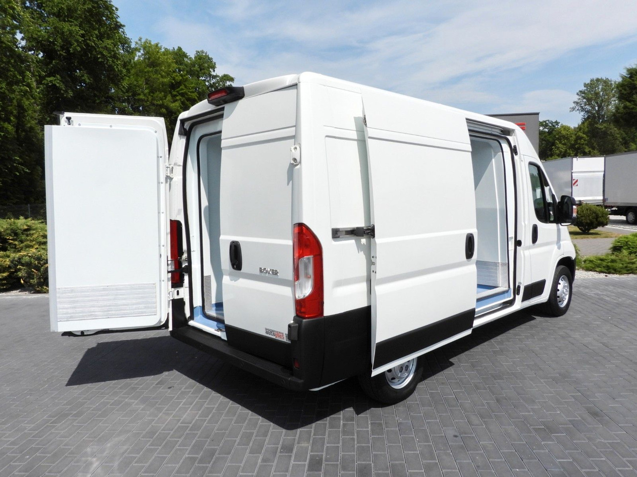 Peugeot BOXER KÜHLKASTENWAGEN -10*C TEMPOMAT - شاحنة مُبرّدة للتوصيل: صورة 3 Peugeot BOXER KÜHLKASTENWAGEN -10*C TEMPOMAT - شاحنة مُبرّدة للتوصيل: صورة 3