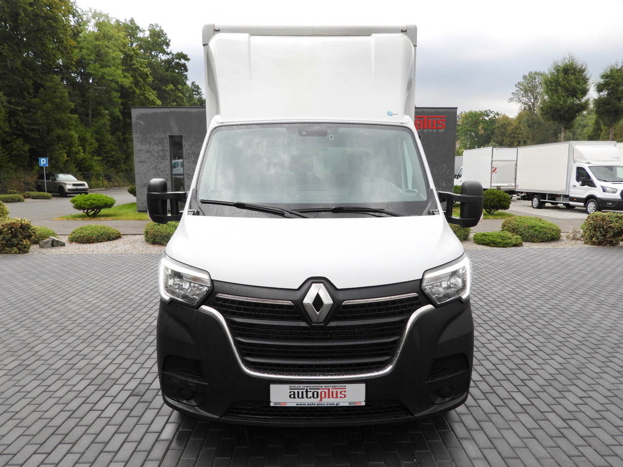 RENAULT MASTER BOX LIFT 8 PALLETS CRUISE CONTROL LED LIGHTS AIR CONDITIONING  145HP - شاحنة مغلقة الصندوق: صورة 5 RENAULT MASTER BOX LIFT 8 PALLETS CRUISE CONTROL LED LIGHTS AIR CONDITIONING  145HP - شاحنة مغلقة الصندوق: صورة 5