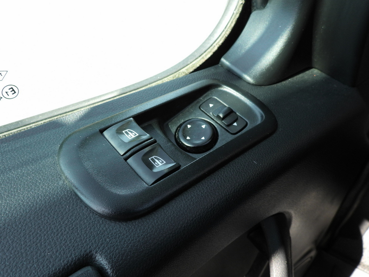 شاحنة مغلقة الصندوق RENAULT MASTER  BOX LIFT 8 PALLETS CRUISE CONTROL LED LIGHTS AIR CONDITIONING  165HP: صورة 29