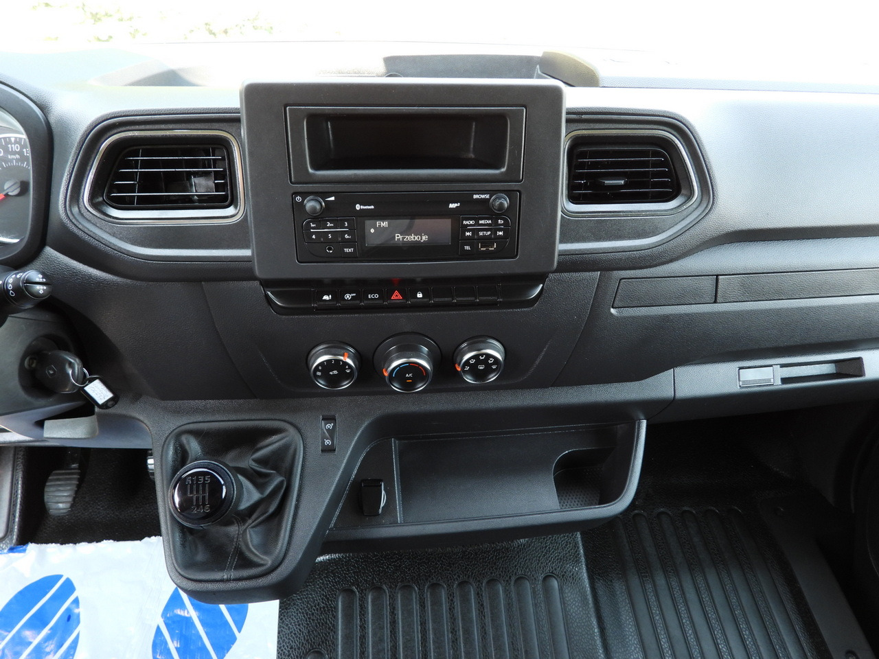 شاحنة مغلقة الصندوق RENAULT MASTER  BOX LIFT 8 PALLETS CRUISE CONTROL LED LIGHTS AIR CONDITIONING  165HP: صورة 34