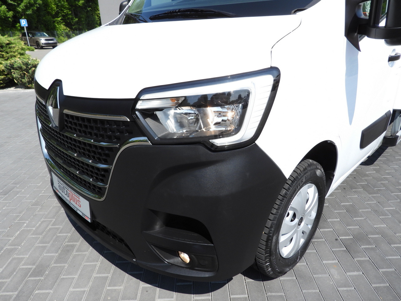 شاحنة مغلقة الصندوق RENAULT MASTER  BOX LIFT 8 PALLETS CRUISE CONTROL LED LIGHTS AIR CONDITIONING  165HP: صورة 20