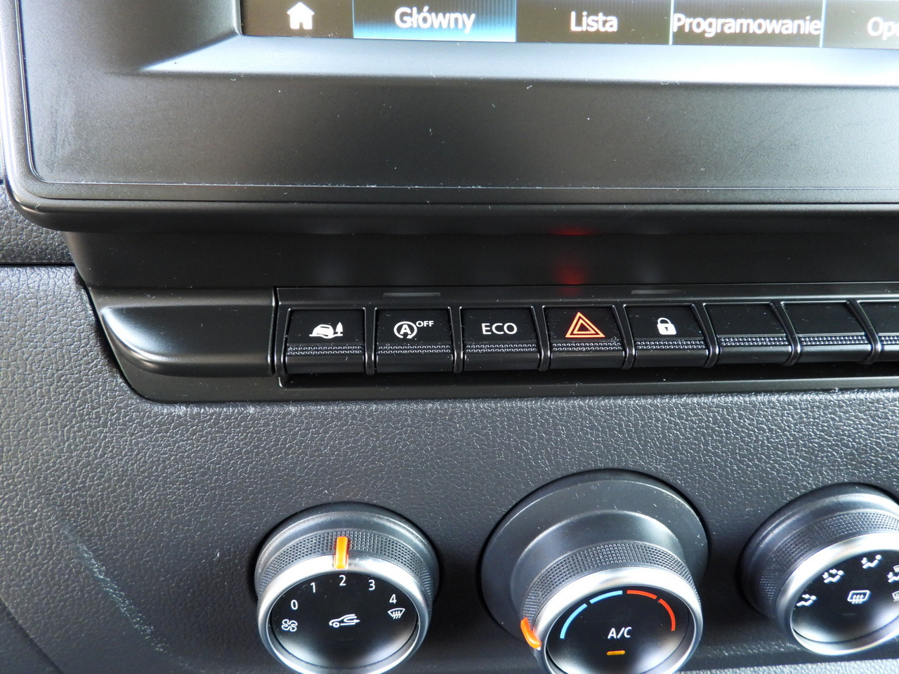 شاحنة مغلقة الصندوق RENAULT MASTER  BOX LIFT 8 PALLETS CRUISE CONTROL NAVIGATION LED LIGHTS TWIN WHEELS AIR CONDITIONING  145HP: صورة 36