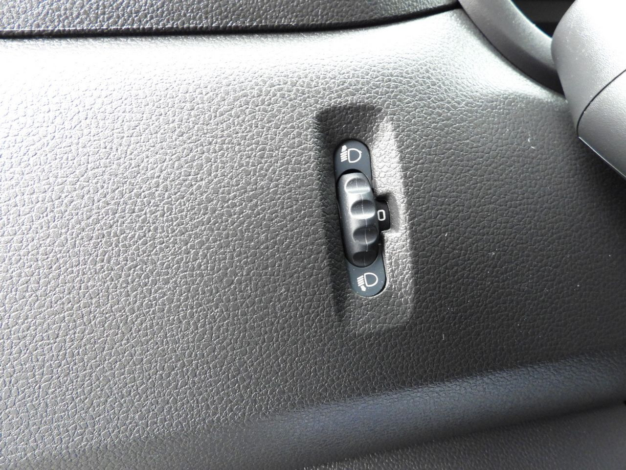 شاحنة مُبرّدة للتوصيل RENAULT MASTER REFRIGERATOR VAN -10*C POWER SUPPLY 230V CRUISE CONTROL NAVIGATION LED LIGHTS AIR CONDITIONING 150HP: صورة 35 شاحنة مُبرّدة للتوصيل RENAULT MASTER REFRIGERATOR VAN -10*C POWER SUPPLY 230V CRUISE CONTROL NAVIGATION LED LIGHTS AIR CONDITIONING 150HP: صورة 35