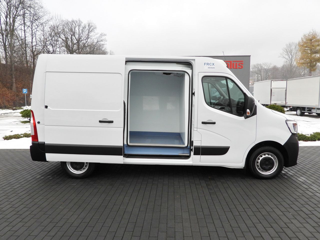 شاحنة مُبرّدة للتوصيل RENAULT MASTER REFRIGERATOR VAN -10*C POWER SUPPLY 230V CRUISE CONTROL NAVIGATION LED LIGHTS AIR CONDITIONING 150HP: صورة 8 شاحنة مُبرّدة للتوصيل RENAULT MASTER REFRIGERATOR VAN -10*C POWER SUPPLY 230V CRUISE CONTROL NAVIGATION LED LIGHTS AIR CONDITIONING 150HP: صورة 8