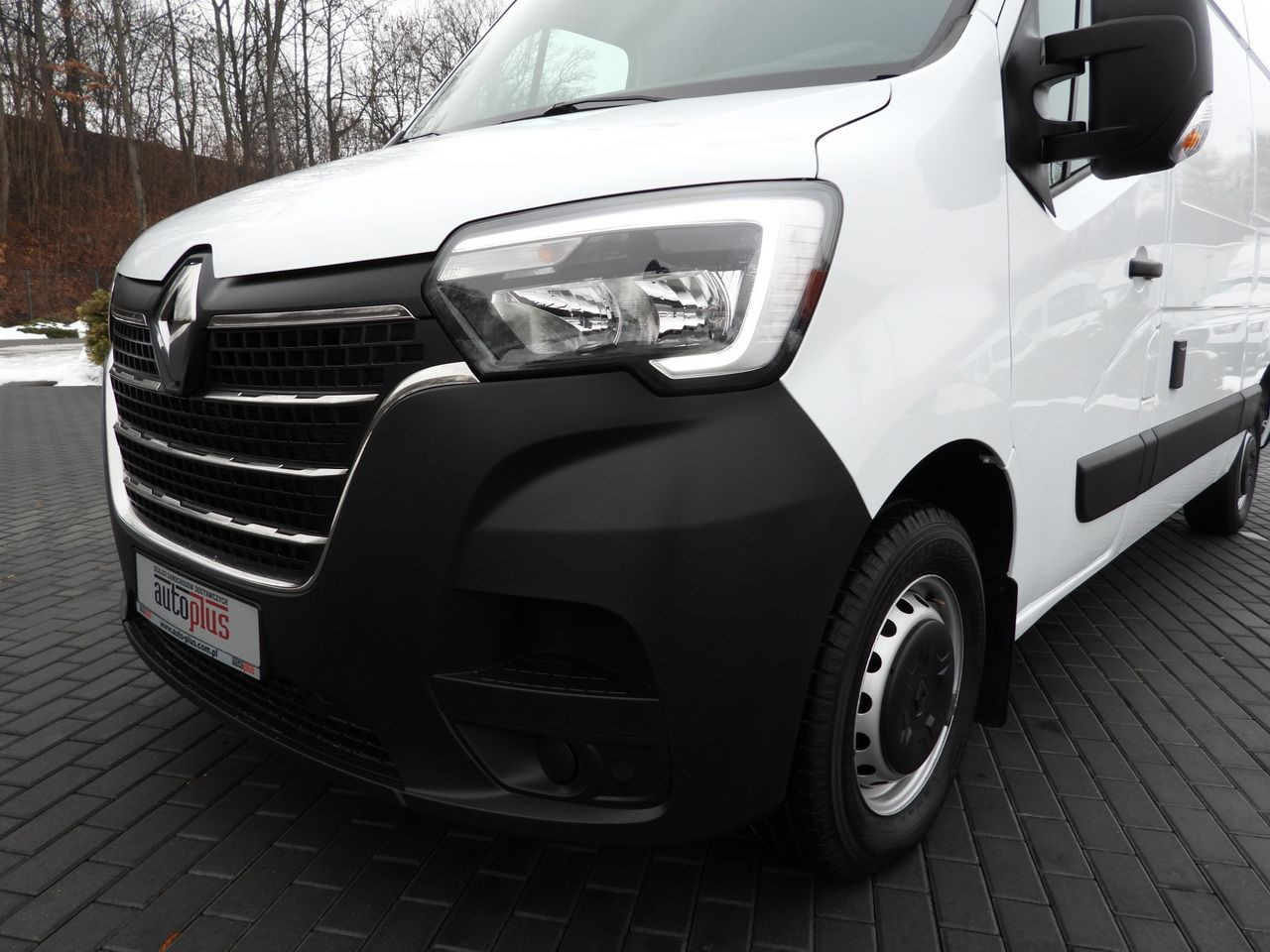 شاحنة مُبرّدة للتوصيل RENAULT MASTER REFRIGERATOR VAN -10*C POWER SUPPLY 230V CRUISE CONTROL NAVIGATION LED LIGHTS AIR CONDITIONING 150HP: صورة 23 شاحنة مُبرّدة للتوصيل RENAULT MASTER REFRIGERATOR VAN -10*C POWER SUPPLY 230V CRUISE CONTROL NAVIGATION LED LIGHTS AIR CONDITIONING 150HP: صورة 23