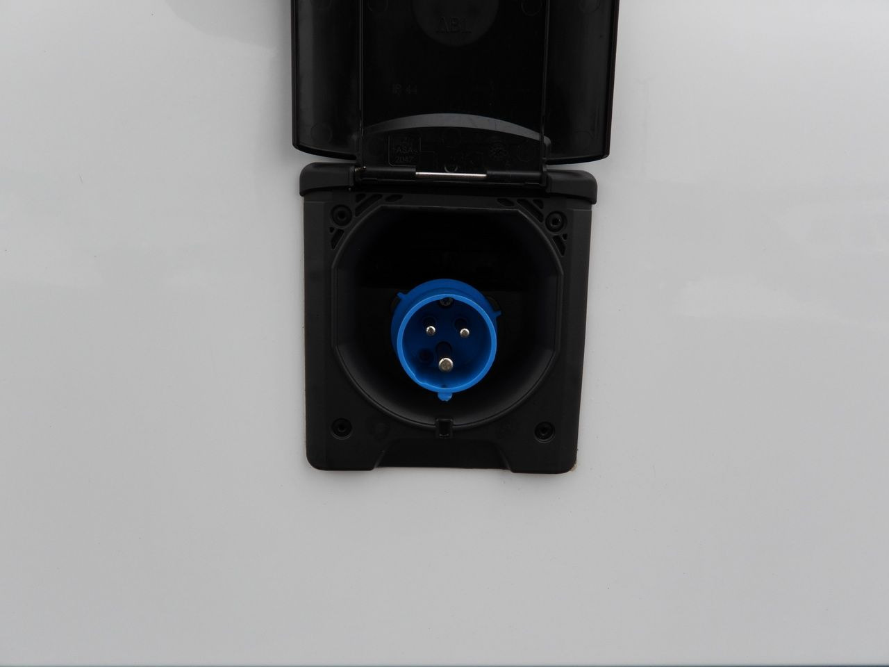 شاحنة مُبرّدة للتوصيل RENAULT MASTER REFRIGERATOR VAN -10*C POWER SUPPLY 230V CRUISE CONTROL NAVIGATION LED LIGHTS AIR CONDITIONING 150HP: صورة 28 شاحنة مُبرّدة للتوصيل RENAULT MASTER REFRIGERATOR VAN -10*C POWER SUPPLY 230V CRUISE CONTROL NAVIGATION LED LIGHTS AIR CONDITIONING 150HP: صورة 28