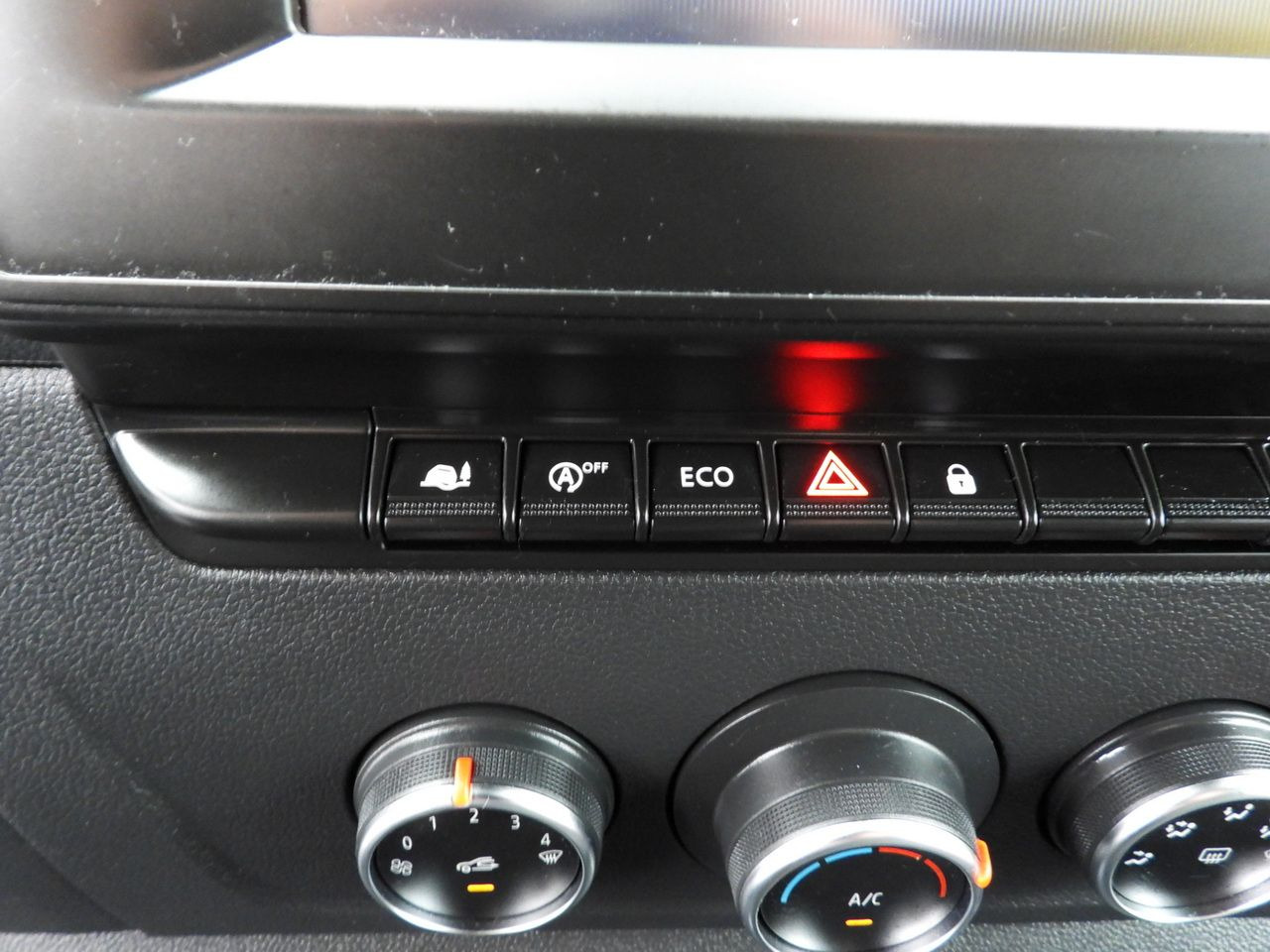 شاحنة مُبرّدة للتوصيل RENAULT MASTER REFRIGERATOR VAN -10*C POWER SUPPLY 230V CRUISE CONTROL NAVIGATION LED LIGHTS AIR CONDITIONING 150HP: صورة 45 شاحنة مُبرّدة للتوصيل RENAULT MASTER REFRIGERATOR VAN -10*C POWER SUPPLY 230V CRUISE CONTROL NAVIGATION LED LIGHTS AIR CONDITIONING 150HP: صورة 45