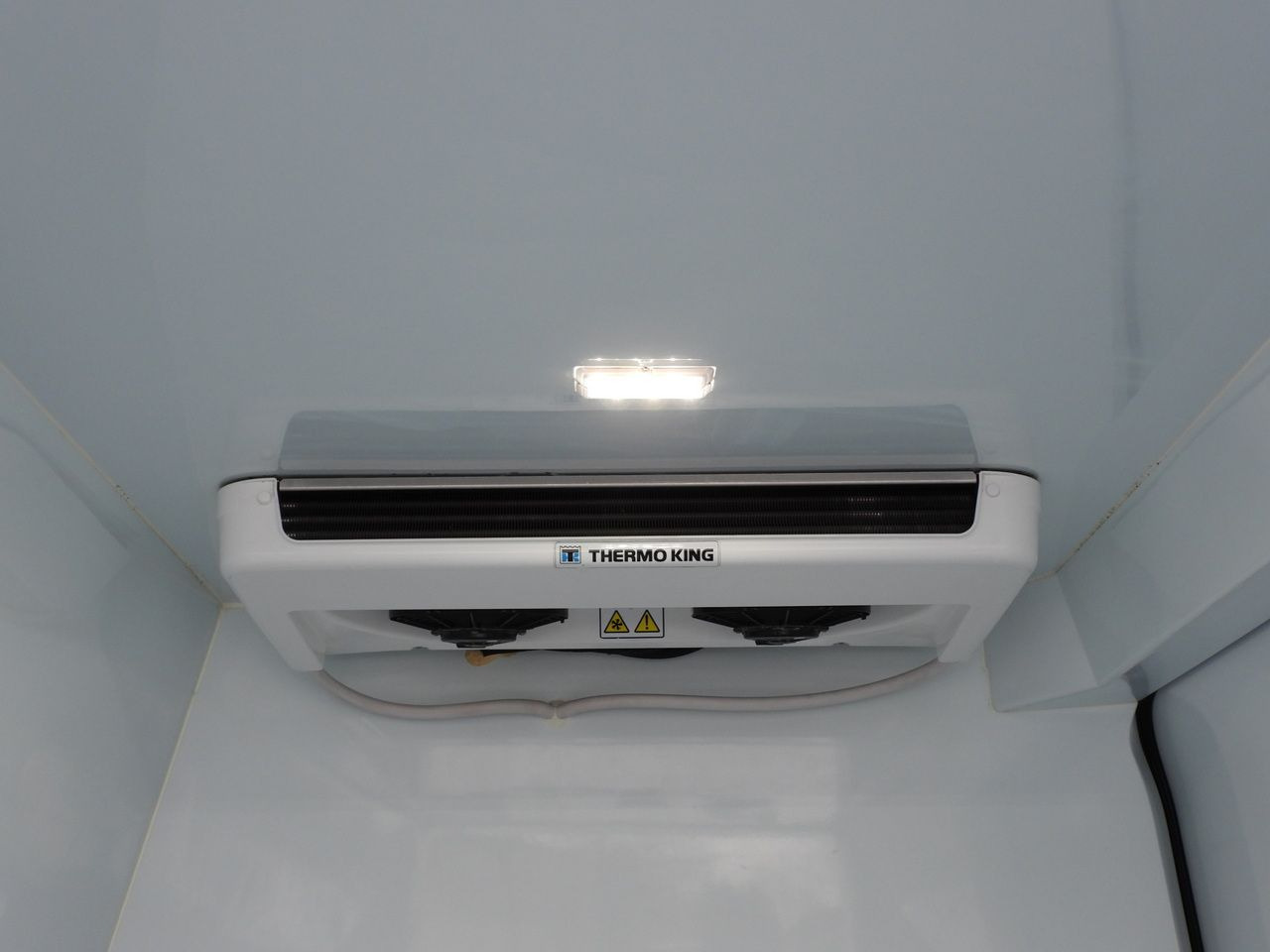 شاحنة مُبرّدة للتوصيل RENAULT MASTER REFRIGERATOR VAN -10*C POWER SUPPLY 230V CRUISE CONTROL NAVIGATION LED LIGHTS AIR CONDITIONING 150HP: صورة 27 شاحنة مُبرّدة للتوصيل RENAULT MASTER REFRIGERATOR VAN -10*C POWER SUPPLY 230V CRUISE CONTROL NAVIGATION LED LIGHTS AIR CONDITIONING 150HP: صورة 27