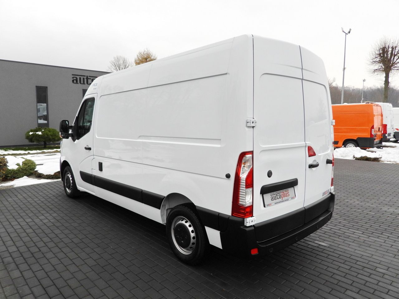شاحنة مُبرّدة للتوصيل RENAULT MASTER REFRIGERATOR VAN -10*C POWER SUPPLY 230V CRUISE CONTROL NAVIGATION LED LIGHTS AIR CONDITIONING 150HP: صورة 10 شاحنة مُبرّدة للتوصيل RENAULT MASTER REFRIGERATOR VAN -10*C POWER SUPPLY 230V CRUISE CONTROL NAVIGATION LED LIGHTS AIR CONDITIONING 150HP: صورة 10