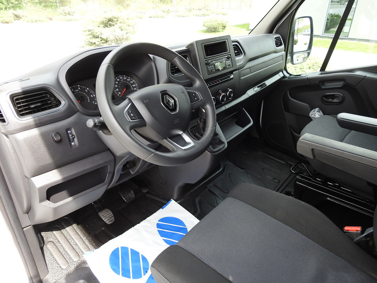 RENAULT MASTER TARPAULIN 10 PALLETS WEBASTO CRUISE CONTROL AIR CONDITIONING LED LIGHTS PNEUMATICS 165HP - شاحنة ستارة جانبية: صورة 2 RENAULT MASTER TARPAULIN 10 PALLETS WEBASTO CRUISE CONTROL AIR CONDITIONING LED LIGHTS PNEUMATICS 165HP - شاحنة ستارة جانبية: صورة 2