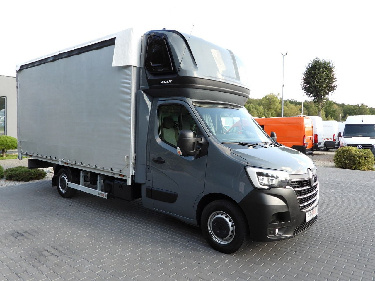 RENAULT MASTER TARPAULIN 10 PALLETS WEBASTO CRUISE CONTROL LED LIGHTS PNEUMATICS AIR CONDITIONING 165HP - شاحنة ستارة جانبية: صورة 4 RENAULT MASTER TARPAULIN 10 PALLETS WEBASTO CRUISE CONTROL LED LIGHTS PNEUMATICS AIR CONDITIONING 165HP - شاحنة ستارة جانبية: صورة 4