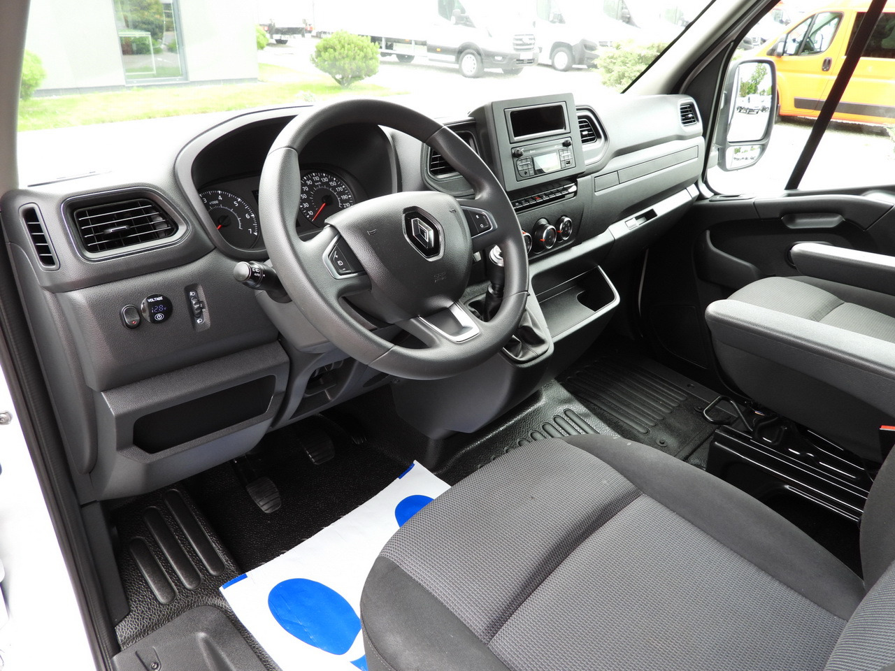 RENAULT MASTER TARPAULIN 10 PALLETS WEBASTO CRUISE CONTROL LED LIGHTS PNEUMATICS AIR CONDITIONING 165HP - شاحنة ستارة جانبية: صورة 2 RENAULT MASTER TARPAULIN 10 PALLETS WEBASTO CRUISE CONTROL LED LIGHTS PNEUMATICS AIR CONDITIONING 165HP - شاحنة ستارة جانبية: صورة 2
