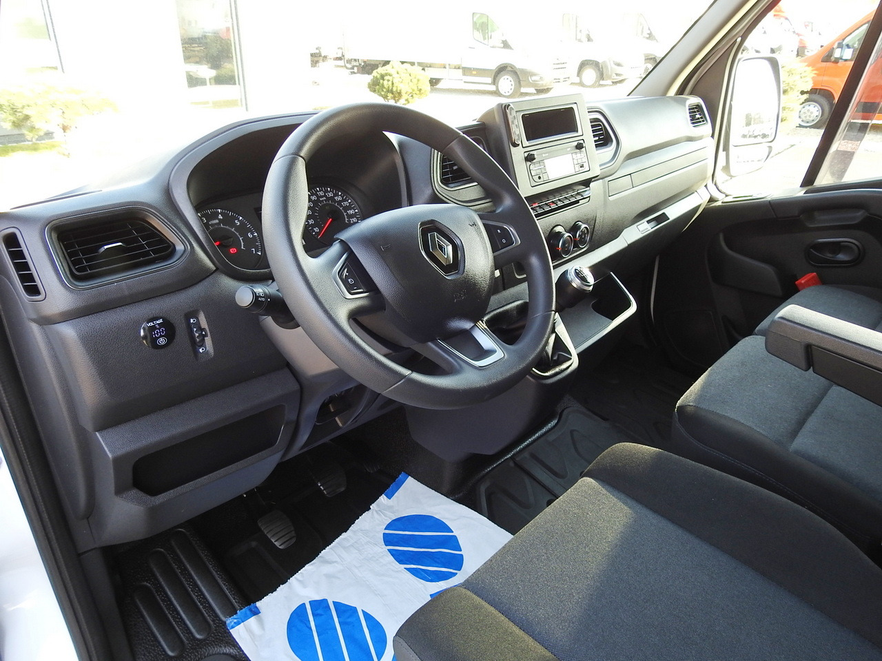 RENAULT MASTER TARPAULIN 10 PALLETS WEBASTO CRUISE CONTROL LED LIGHTS PNEUMATICS AIR CONDITIONING 165HP - شاحنة ستارة جانبية: صورة 2 RENAULT MASTER TARPAULIN 10 PALLETS WEBASTO CRUISE CONTROL LED LIGHTS PNEUMATICS AIR CONDITIONING 165HP - شاحنة ستارة جانبية: صورة 2