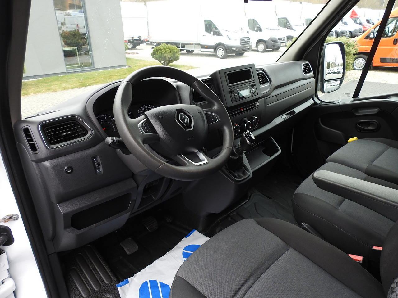 RENAULT MASTER TARPAULIN 10 PALLETS WEBASTO CRUISE CONTROL LED LIGHTS PNEUMATICS AIR CONDITIONING 165HP - شاحنة ستارة جانبية: صورة 2 RENAULT MASTER TARPAULIN 10 PALLETS WEBASTO CRUISE CONTROL LED LIGHTS PNEUMATICS AIR CONDITIONING 165HP - شاحنة ستارة جانبية: صورة 2