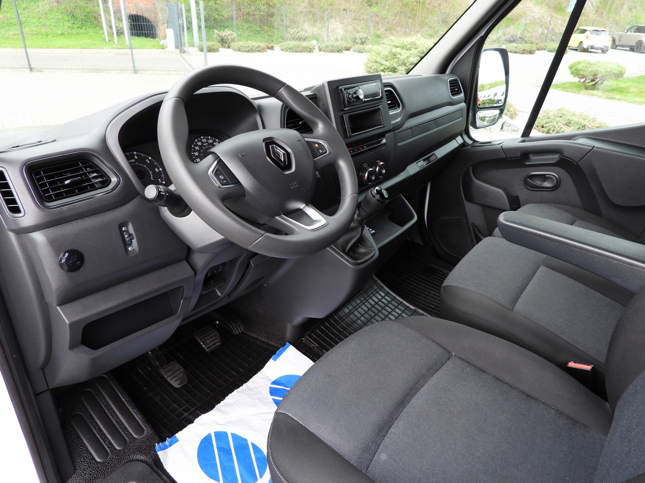 RENAULT MASTER TARPAULIN 10 PALLETS WEBASTO CRUISE CONTROL LED LIGHTS PNEUMATICS AIR CONDITIONING 165HP - شاحنة ستارة جانبية: صورة 2 RENAULT MASTER TARPAULIN 10 PALLETS WEBASTO CRUISE CONTROL LED LIGHTS PNEUMATICS AIR CONDITIONING 165HP - شاحنة ستارة جانبية: صورة 2