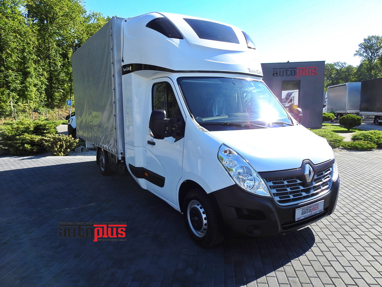 RENAULT MASTER TARPAULIN 8 PALLETS WEBASTO CRUISE CONTROL AIR CONDITIONING PNEUMATICS 170HP - شاحنة ستارة جانبية: صورة 1 RENAULT MASTER TARPAULIN 8 PALLETS WEBASTO CRUISE CONTROL AIR CONDITIONING PNEUMATICS 170HP - شاحنة ستارة جانبية: صورة 1