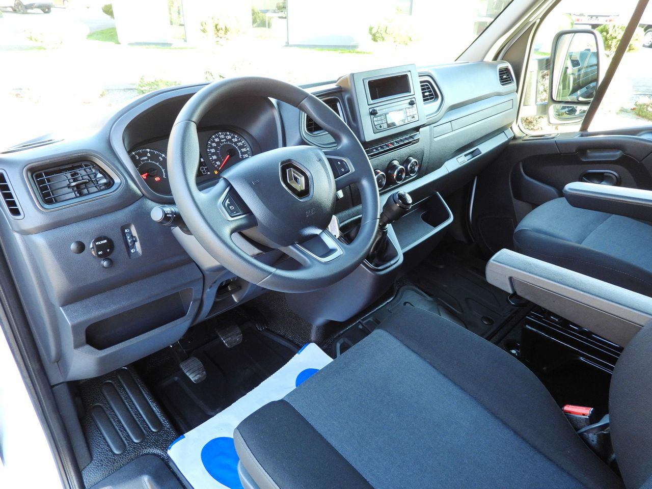 RENAULT MASTER TARPAULIN 8 PALLETS WEBASTO CRUISE CONTROL LED LIGHTS AIR CONDITIONING 165HP - شاحنة ستارة جانبية: صورة 2 RENAULT MASTER TARPAULIN 8 PALLETS WEBASTO CRUISE CONTROL LED LIGHTS AIR CONDITIONING 165HP - شاحنة ستارة جانبية: صورة 2