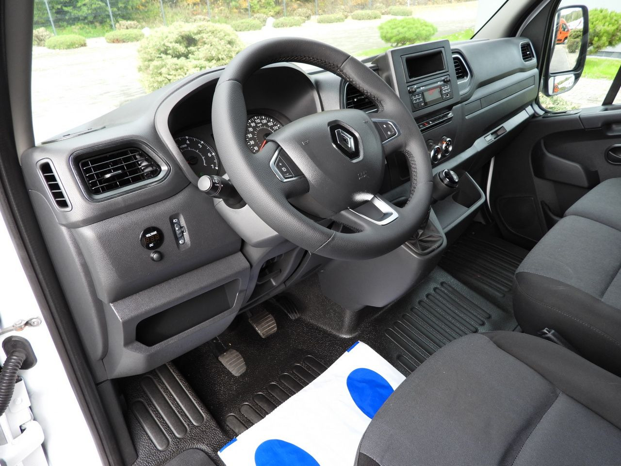 RENAULT MASTER TARPAULIN LIFT 10 PALLETS CRUISE CONTROL LED LIGHTS AIR CONDITIONING 165HP - شاحنة ستارة جانبية: صورة 2 RENAULT MASTER TARPAULIN LIFT 10 PALLETS CRUISE CONTROL LED LIGHTS AIR CONDITIONING 165HP - شاحنة ستارة جانبية: صورة 2