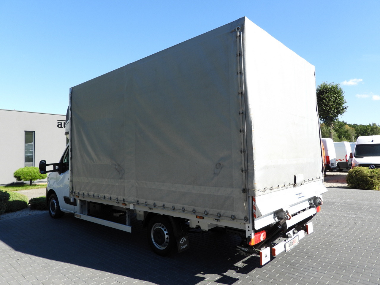 شاحنة ستارة جانبية RENAULT MASTER TARPAULIN LIFT 10 PALLETS WEBASTO CRUISE CONTROL LED LIGHTS PNEUMATICS AIR CONDITIONING  165HP: صورة 10 شاحنة ستارة جانبية RENAULT MASTER TARPAULIN LIFT 10 PALLETS WEBASTO CRUISE CONTROL LED LIGHTS PNEUMATICS AIR CONDITIONING  165HP: صورة 10