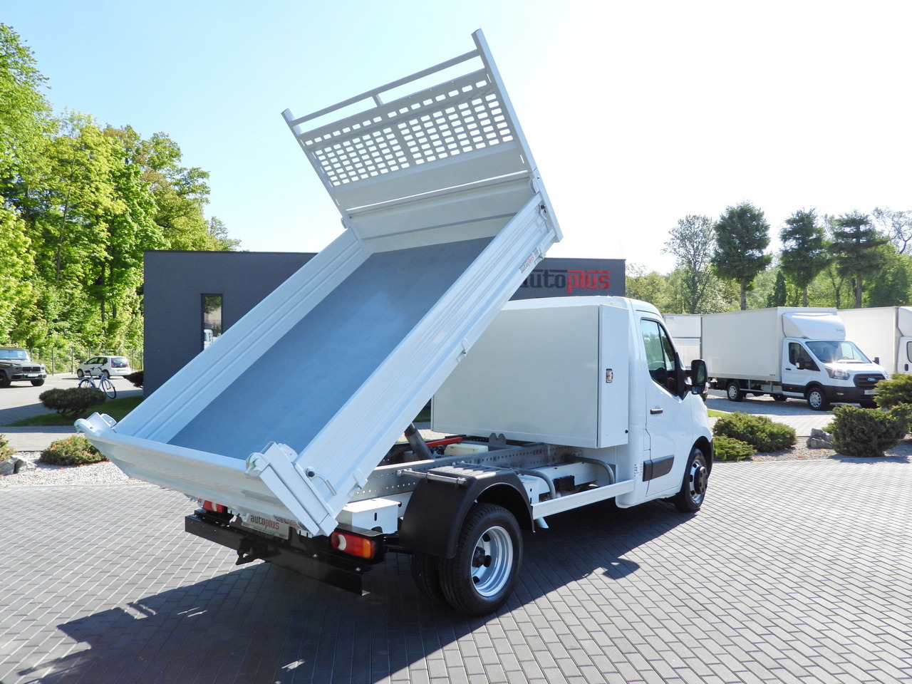 RENAULT MASTER TIPPER CRUISE CONTROL TWIN WHEELS AIR CONDITIONING 145HP - قلاب صغير: صورة 3 RENAULT MASTER TIPPER CRUISE CONTROL TWIN WHEELS AIR CONDITIONING 145HP - قلاب صغير: صورة 3