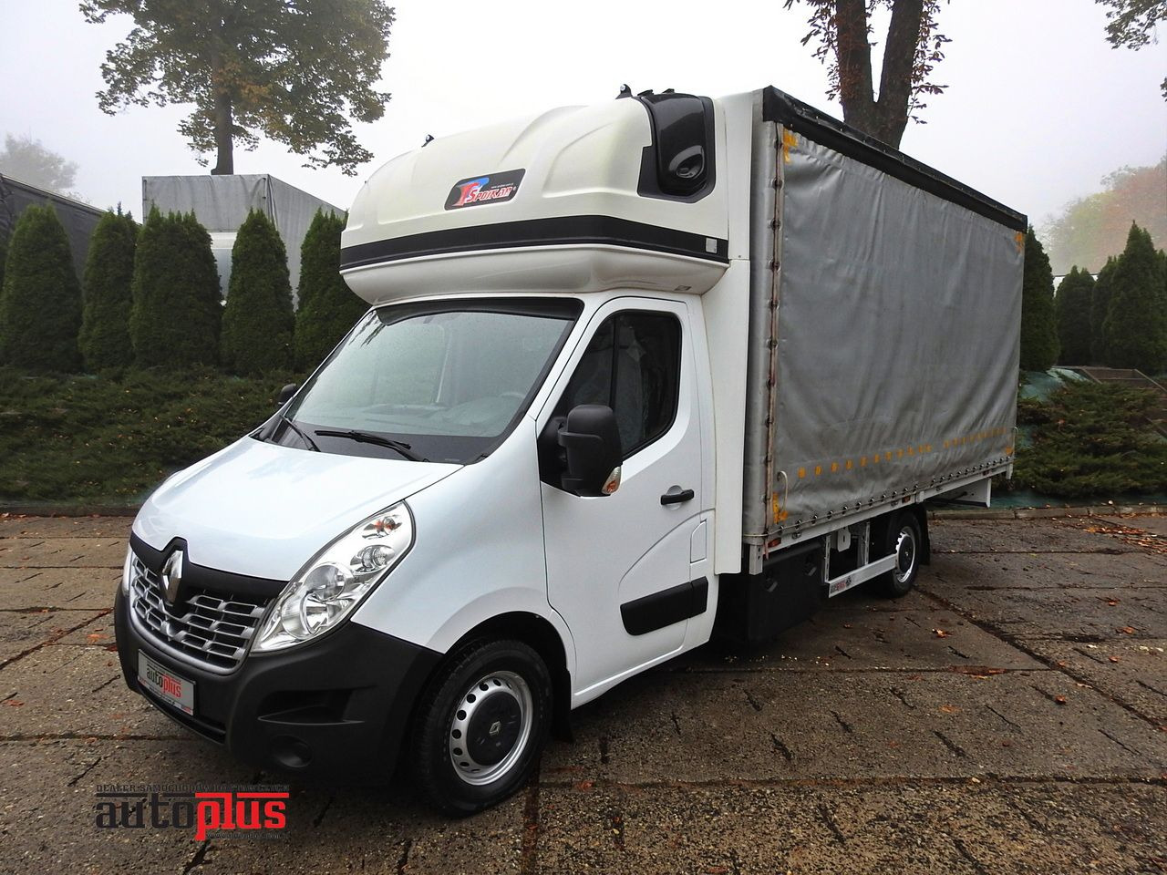 RENAULT MASTER - شاحنة ستارة جانبية: صورة 1 RENAULT MASTER - شاحنة ستارة جانبية: صورة 1