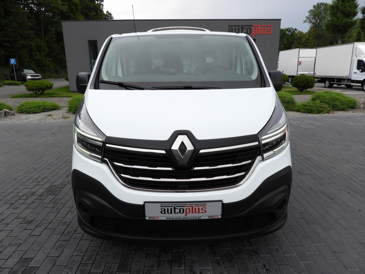 RENAULT TRAFIC REFRIGERATOR VAN -5*C POWER SUPPLY 230V CRUISE CONTROL LED LIGHTS AIR CONDITIONING 120HP - شاحنة مُبرّدة للتوصيل: صورة 5 RENAULT TRAFIC REFRIGERATOR VAN -5*C POWER SUPPLY 230V CRUISE CONTROL LED LIGHTS AIR CONDITIONING 120HP - شاحنة مُبرّدة للتوصيل: صورة 5