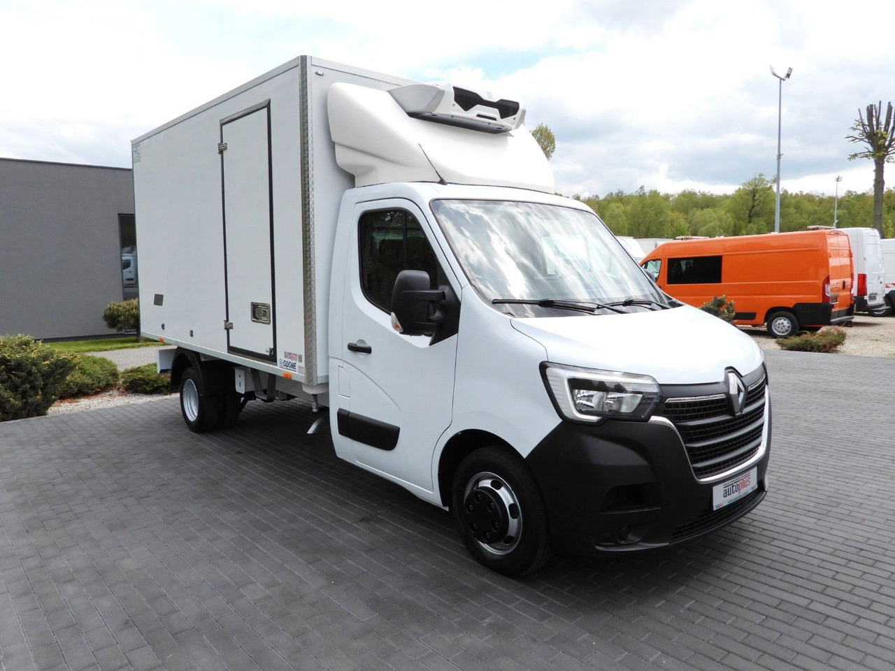 Renault MASTER KÜHLKOFFER -10*C TEMPOMAT LED LICHTER - شاحنة مُبرّدة للتوصيل: صورة 4 Renault MASTER KÜHLKOFFER -10*C TEMPOMAT LED LICHTER - شاحنة مُبرّدة للتوصيل: صورة 4