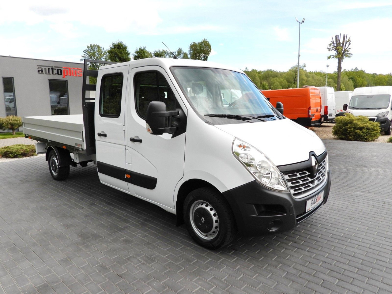 Renault MASTER PRITSCHE DOPPELKABINE DOKA 7 SITZE - شاحنة مفتوحة, الشاحنات الصغيرة كابينة مزدوجة: صورة 4 Renault MASTER PRITSCHE DOPPELKABINE DOKA 7 SITZE - شاحنة مفتوحة, الشاحنات الصغيرة كابينة مزدوجة: صورة 4