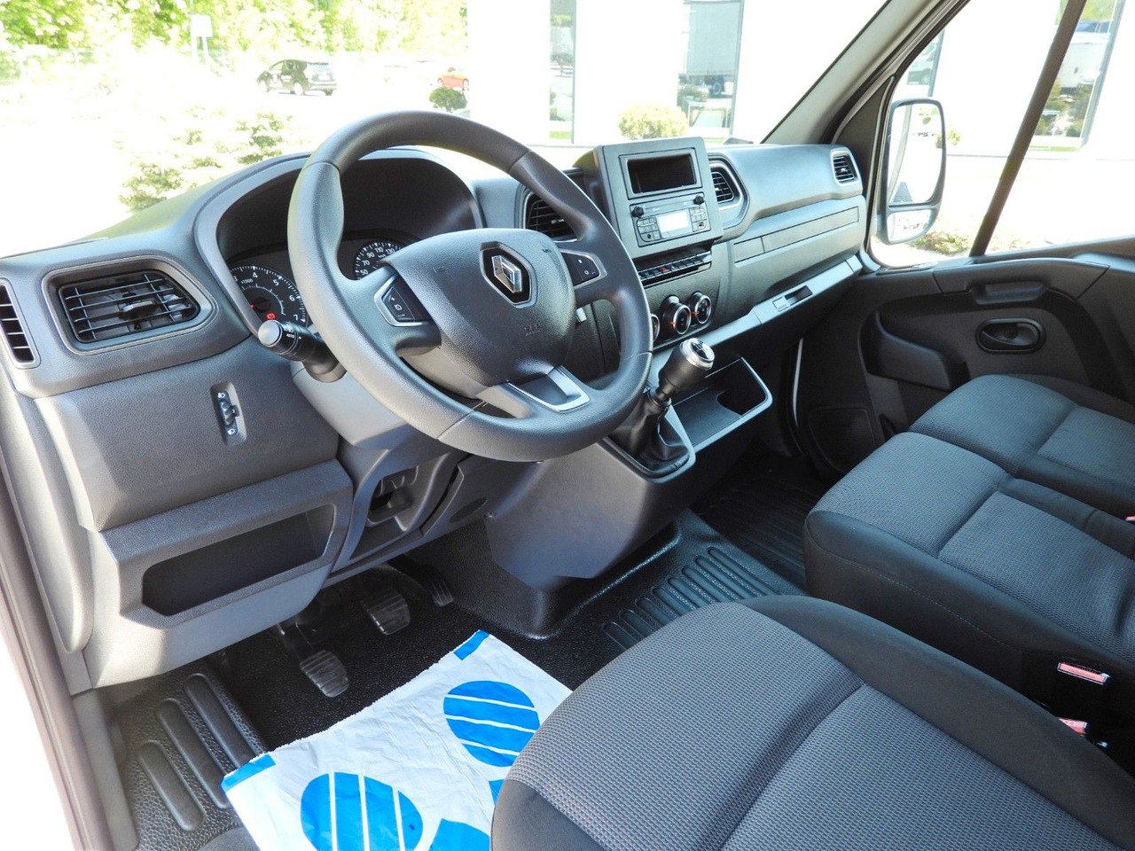 Renault MASTER PRITSCHE PLANE 10 PALETTEN WEBASTO A/C - شاحنة ستارة جانبية: صورة 2 Renault MASTER PRITSCHE PLANE 10 PALETTEN WEBASTO A/C - شاحنة ستارة جانبية: صورة 2