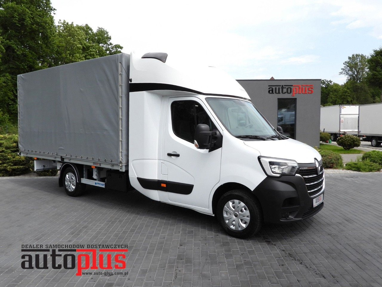 Renault MASTER PRITSCHE PLANE 8 PALETTEN WEBASTO A/C - شاحنة ستارة جانبية, الشاحنات الصغيرة كابينة مزدوجة: صورة 1 Renault MASTER PRITSCHE PLANE 8 PALETTEN WEBASTO A/C - شاحنة ستارة جانبية, الشاحنات الصغيرة كابينة مزدوجة: صورة 1