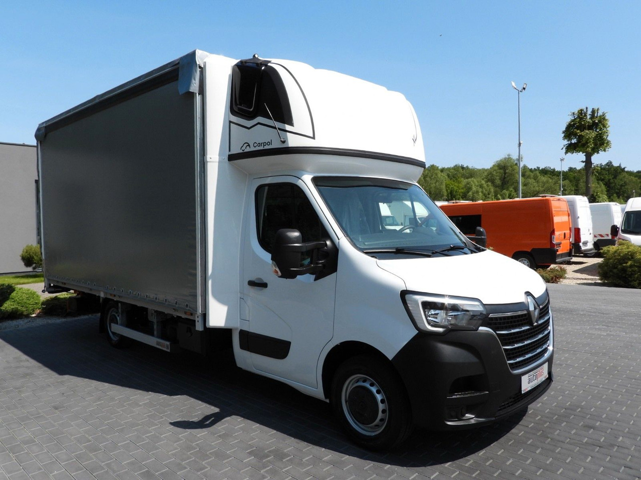 Renault MASTER PRITSCHE PLANE AUFZUG 10 PALETTEN WEBAST - شاحنة ستارة جانبية: صورة 4 Renault MASTER PRITSCHE PLANE AUFZUG 10 PALETTEN WEBAST - شاحنة ستارة جانبية: صورة 4
