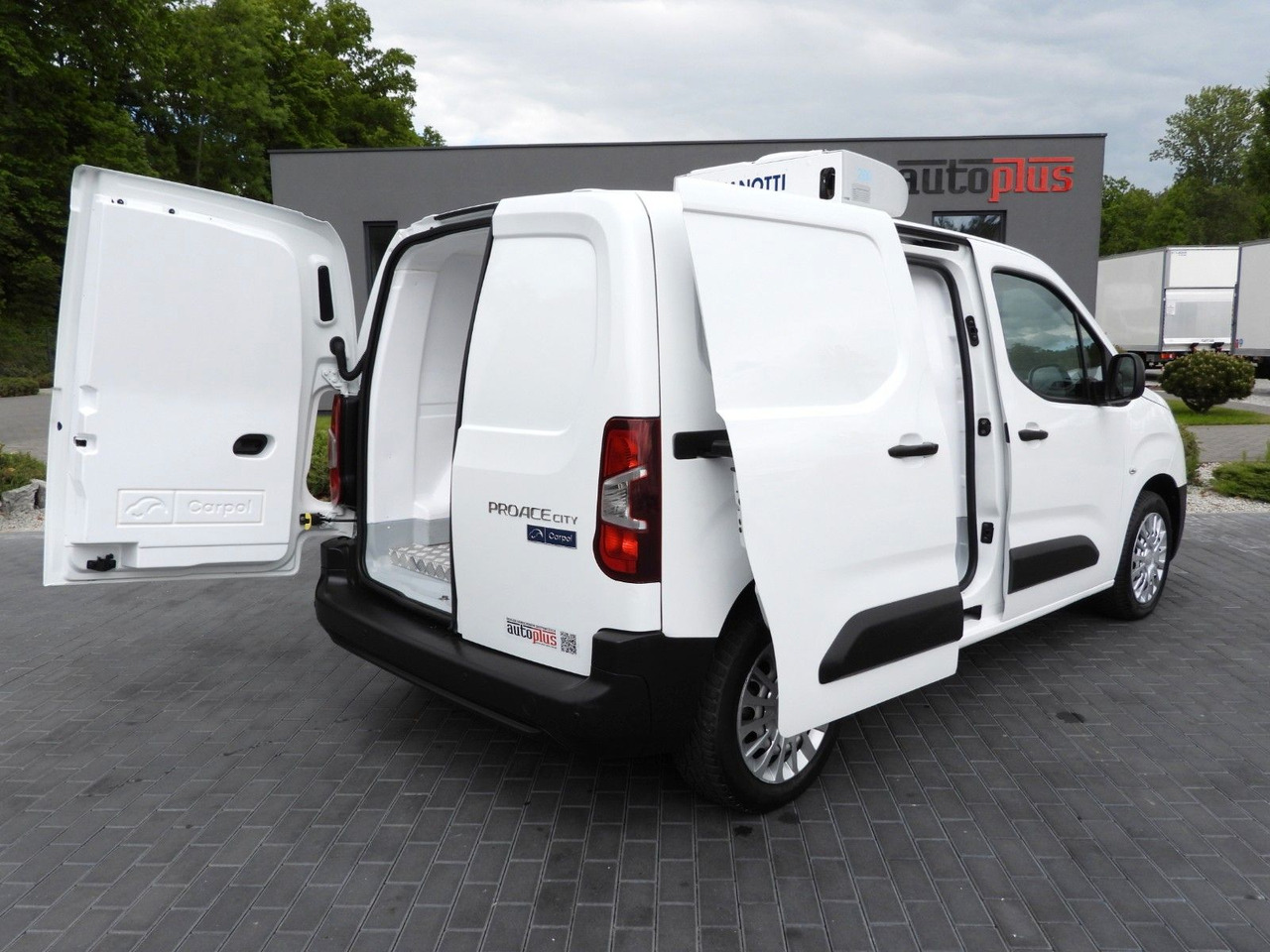 Toyota PROACE CITY KÜHLKASTENWAGEN -15*C TEMPOMAT A/C - شاحنة مُبرّدة للتوصيل: صورة 3 Toyota PROACE CITY KÜHLKASTENWAGEN -15*C TEMPOMAT A/C - شاحنة مُبرّدة للتوصيل: صورة 3