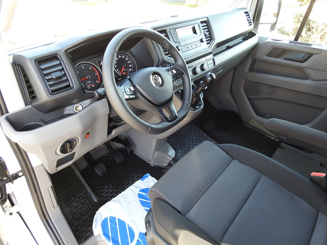 VOLKSWAGEN CRAFTER TARPAULIN 10 PALLETS WEBASTO CRUISE CONTROL AIR CONDITIONING LED LIGHTS PNEUMATICS 180HP - شاحنة ستارة جانبية: صورة 2 VOLKSWAGEN CRAFTER TARPAULIN 10 PALLETS WEBASTO CRUISE CONTROL AIR CONDITIONING LED LIGHTS PNEUMATICS 180HP - شاحنة ستارة جانبية: صورة 2
