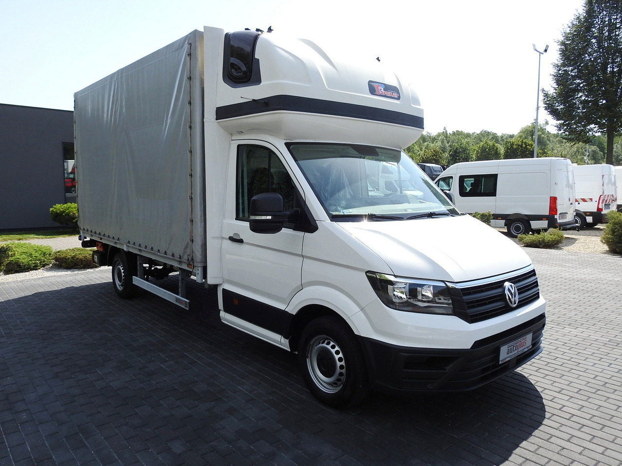 VOLKSWAGEN CRAFTER TARPAULIN LIFT 8 PALLETS WEBASTO CRUISE CONTROL 180HP - شاحنة ستارة جانبية: صورة 4 VOLKSWAGEN CRAFTER TARPAULIN LIFT 8 PALLETS WEBASTO CRUISE CONTROL 180HP - شاحنة ستارة جانبية: صورة 4