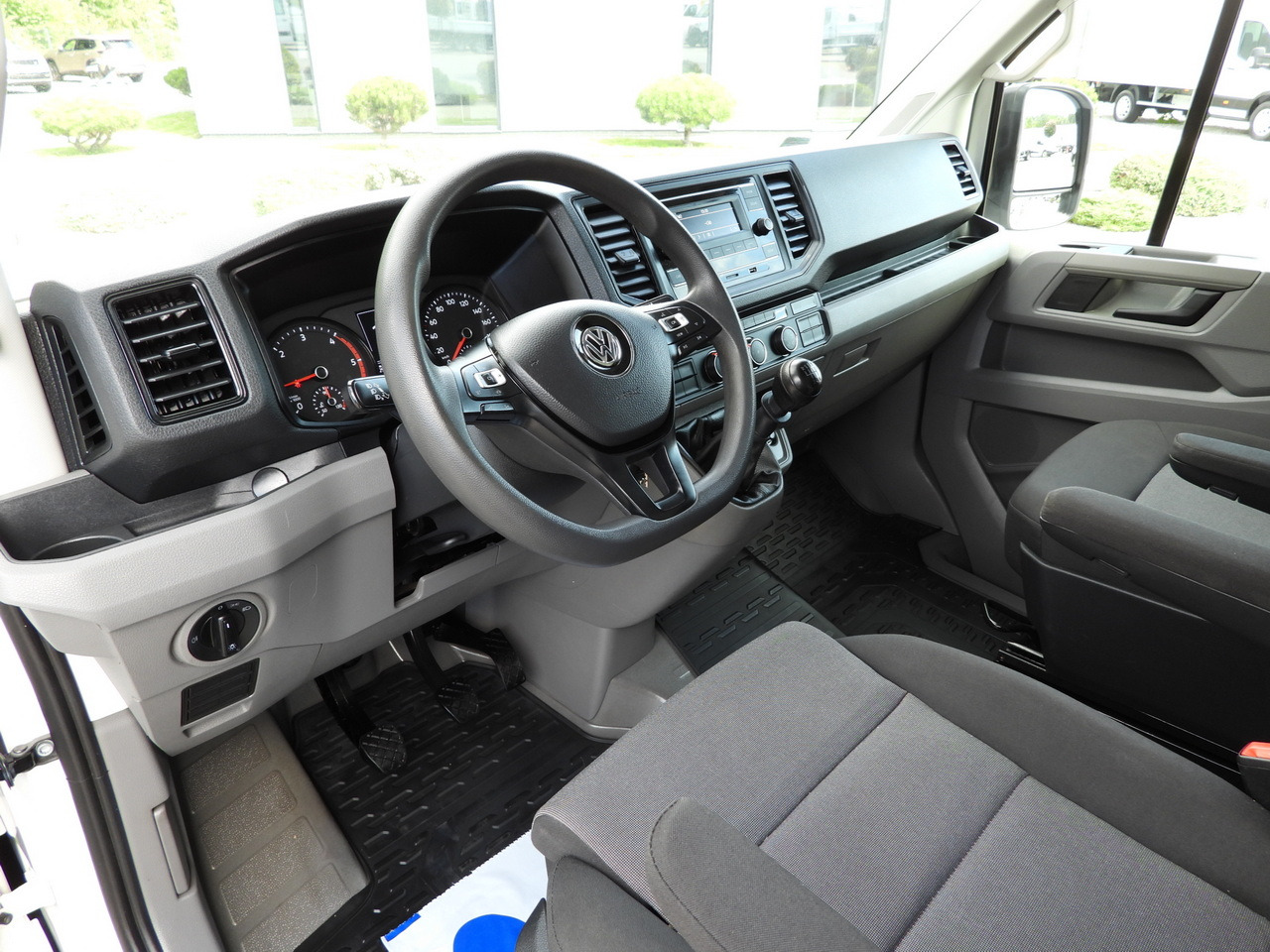 VOLKSWAGEN CRAFTER TARPAULIN LIFT 8 PALLETS WEBASTO CRUISE CONTROL LED LIGHTS AIR CONDITIONING 180HP - شاحنة ستارة جانبية: صورة 2 VOLKSWAGEN CRAFTER TARPAULIN LIFT 8 PALLETS WEBASTO CRUISE CONTROL LED LIGHTS AIR CONDITIONING 180HP - شاحنة ستارة جانبية: صورة 2