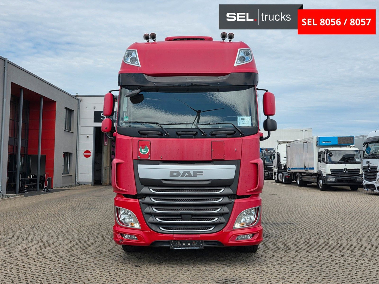DAF XF 410 / ZF Intarder / Durchladezug - شاحنة ستارة: صورة 2 DAF XF 410 / ZF Intarder / Durchladezug - شاحنة ستارة: صورة 2