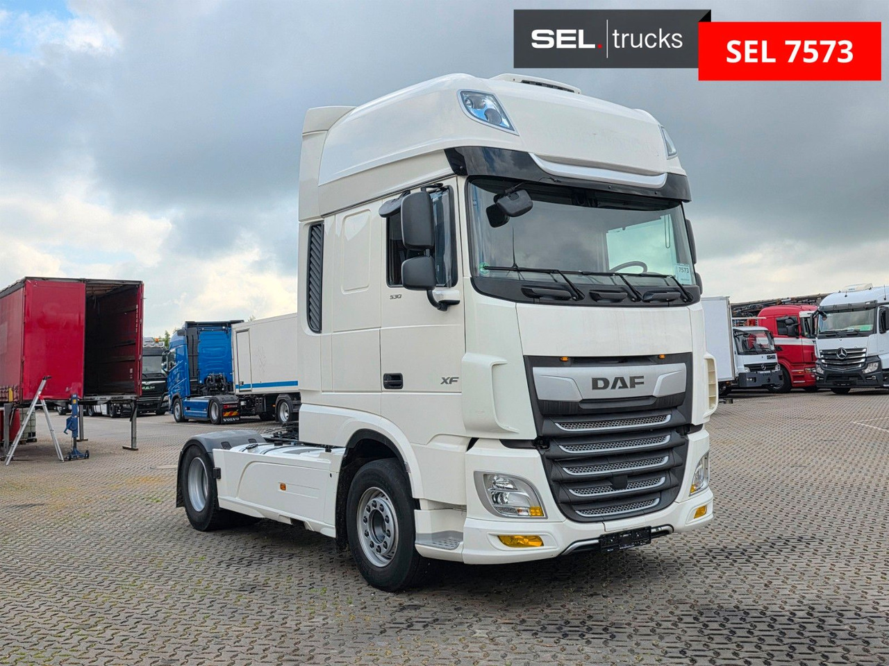 DAF XF 530 FT / ZF Intarder / Standklimaanlage / 6D - وحدة جر: صورة 3 DAF XF 530 FT / ZF Intarder / Standklimaanlage / 6D - وحدة جر: صورة 3
