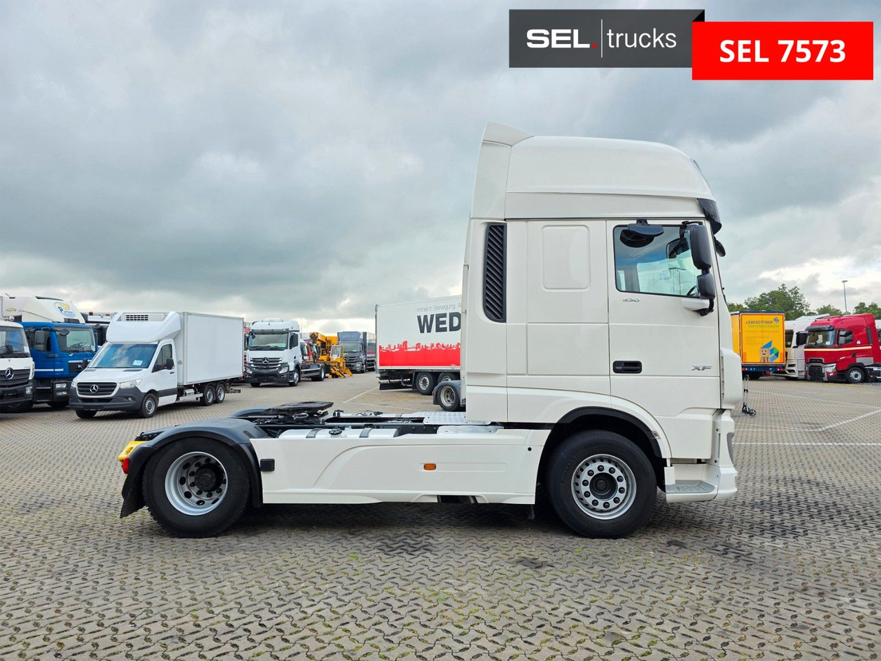 DAF XF 530 FT / ZF Intarder / Standklimaanlage / 6D - وحدة جر: صورة 4 DAF XF 530 FT / ZF Intarder / Standklimaanlage / 6D - وحدة جر: صورة 4